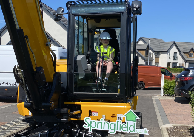 4. Community Bertha Park pop up picnic with digger
