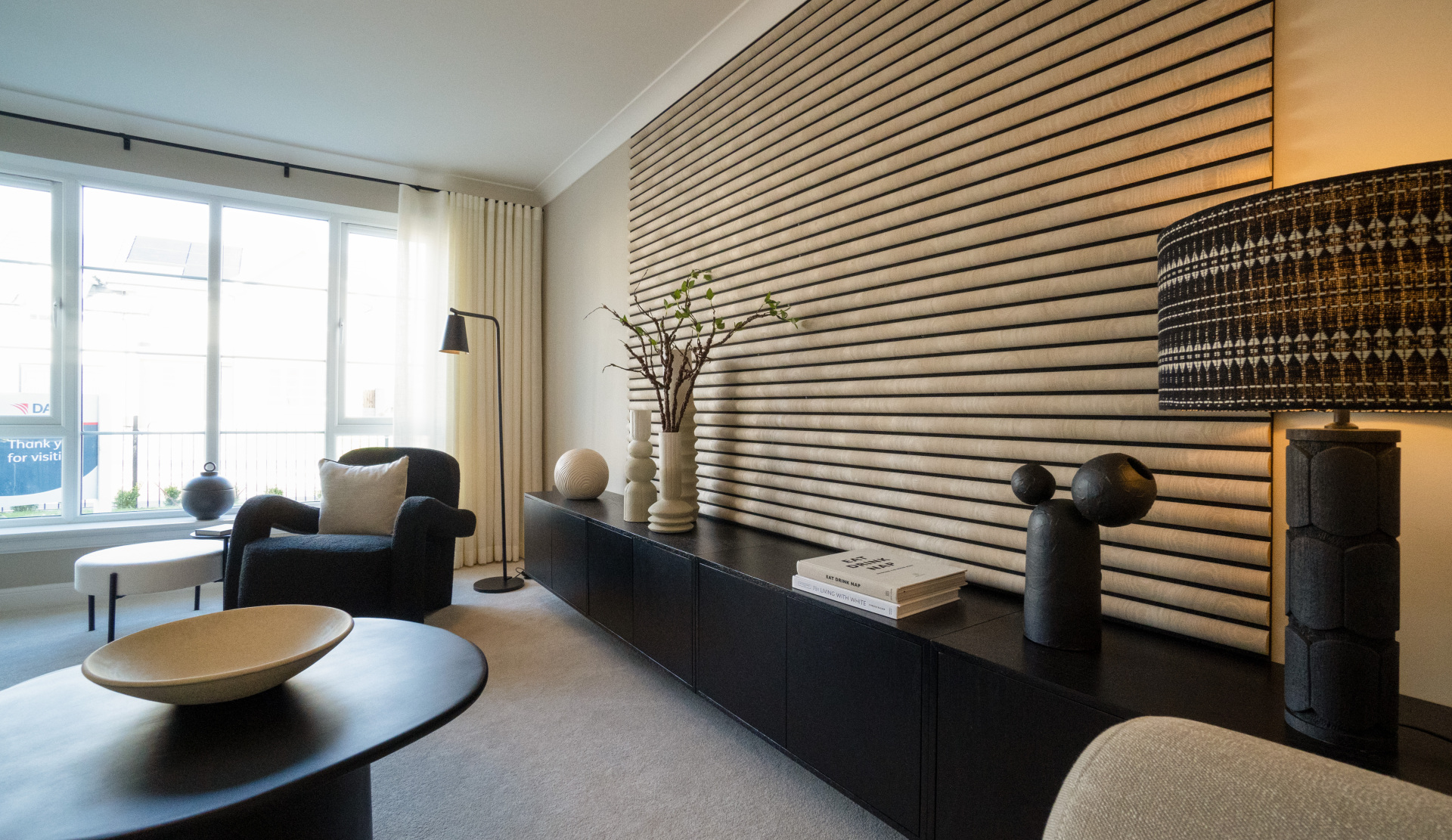 Lounge F